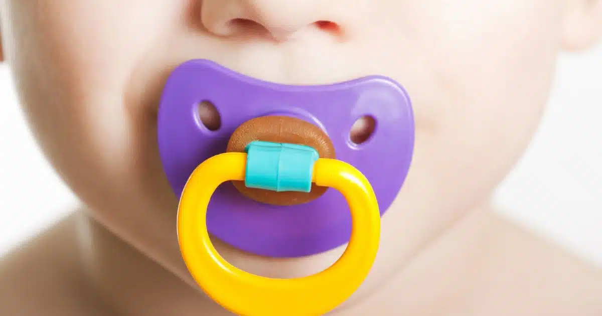 Newborns and Pacifiers Dr Eileen Shi Pediatrician Little Roots